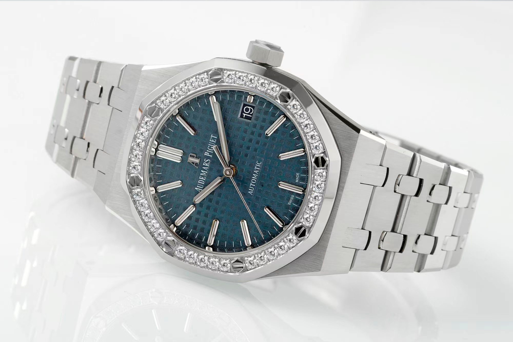 13376058832939367 Royal Oak 37mm 15451 SS APSF 1:1 Best Edition Blue Textured Dial on SS Bracelet SA3120 Super Clone - Image 3