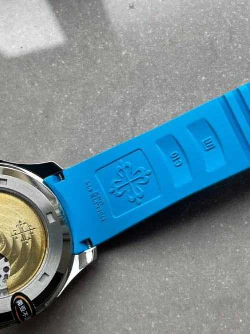 14-2-scaled-1-1-768x1024-1-500x667 Aquanaut 5168G 42mm SS 3KF 1:1 Best Edition Black Dial on Light Blue Rubber Strap A324 V2 - Image 9