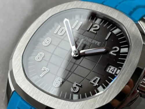 4-6-scaled-1-1-1-768x576-1-500x375 Aquanaut 5168G 42mm SS 3KF 1:1 Best Edition Black Dial on Light Blue Rubber Strap A324 V2 - Image 4
