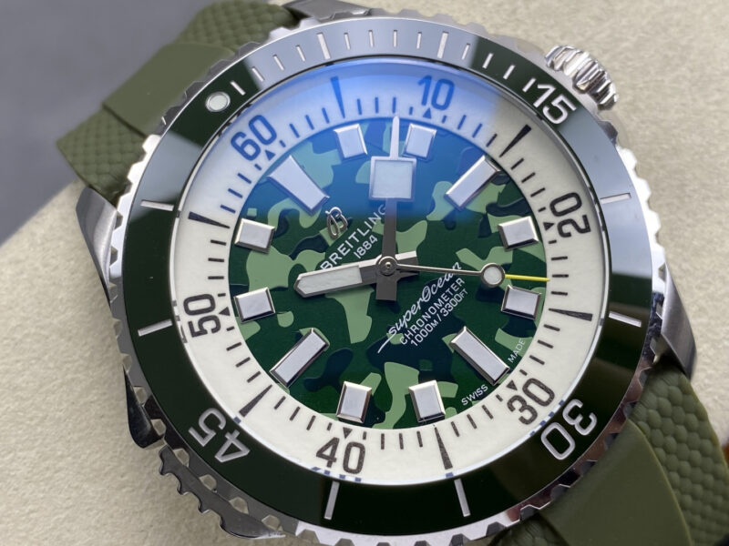 Breitling-Superocean-Super-Diver-E10379D31L1S1-Green-Dial-Rubber-Strap-3-800x600 Breitling Superocean Super Diver E10379D31L1S1 Green Dial Rubber Strap 1:1 Best Replica 46mm - Image 3