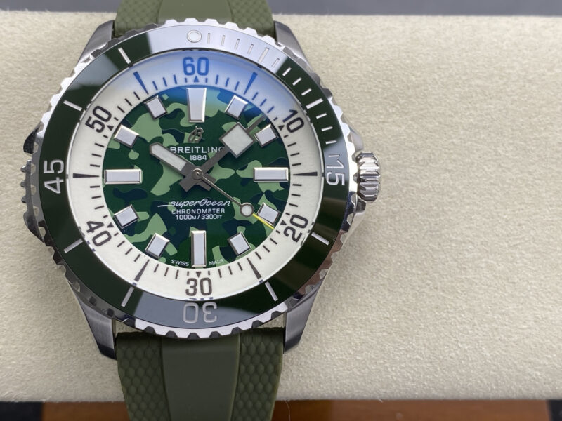 Breitling-Superocean-Super-Diver-E10379D31L1S1-Green-Dial-Rubber-Strap-5-800x600 Breitling Superocean Super Diver E10379D31L1S1 Green Dial Rubber Strap 1:1 Best Replica 46mm - Image 5