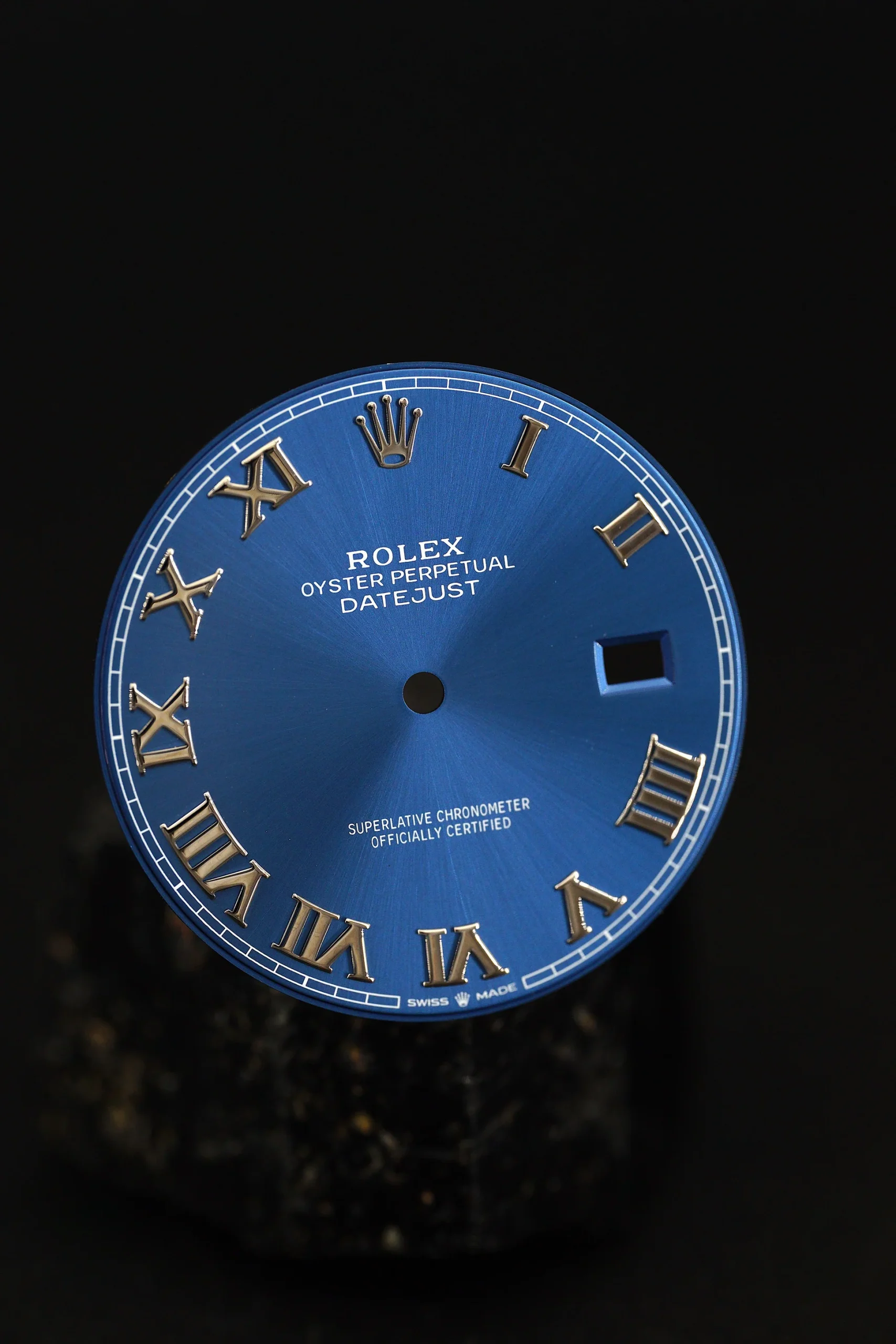 DSC02703_ergebnis_b3e7c287-5d01-4f0a-89aa-91c149cf9991_1946x-3 DateJust 41 126334 Clean Factory Blue Dial with Roman Markers - Image 4