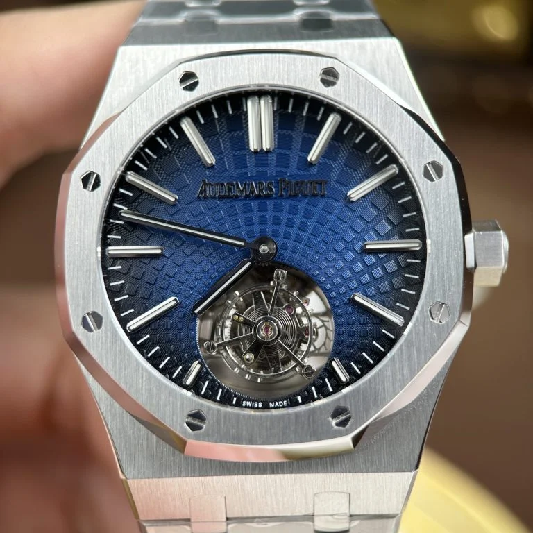 Dong-Ho-Audemars-Piguet-Replica-11-Royal-Oak-Selfwinding-Flying-Tourbillon-26530ST-Mat-Xanh-Khoi-41mm-12-768x768-1 Audemars Piguet Royal Oak Selfwinding Flying Tourbillon 26530ST Smoke Blue Dial 41mm - Image 3