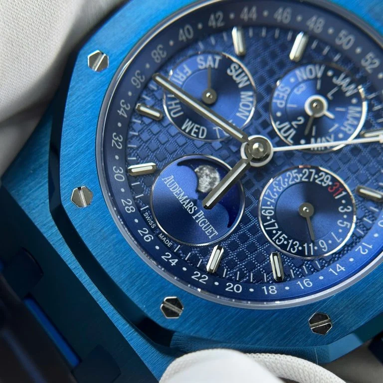 Dong-Ho-Audemars-Piguet-Royal-Oak-Perpetual-Calendar-26579CS-Replica-11-Mau-Xanh-Nha-May-BBR-41mm-10-768x768-1 Audemars Piguet Royal Oak Perpetual Calendar 26579CS Blue APS 41mm Super Clone Super Clone - Image 6