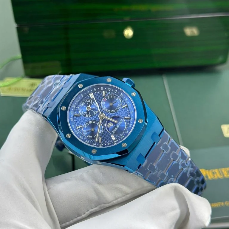 Dong-Ho-Audemars-Piguet-Royal-Oak-Perpetual-Calendar-26579CS-Replica-11-Mau-Xanh-Nha-May-BBR-41mm-2-768x768-1 Audemars Piguet Royal Oak Perpetual Calendar 26579CS Blue APS 41mm Super Clone Super Clone - Image 4