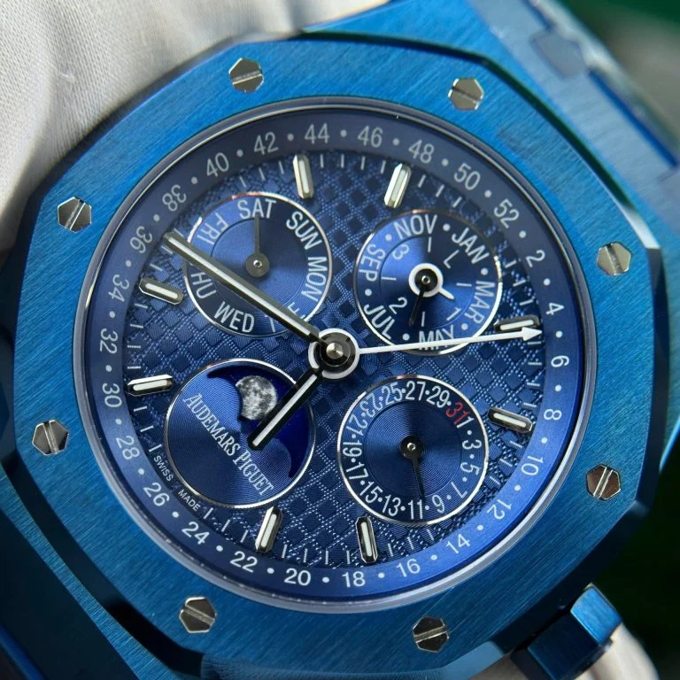 Dong-Ho-Audemars-Piguet-Royal-Oak-Perpetual-Calendar-26579CS-Replica-11-Mau-Xanh-Nha-May-BBR-41mm-6-768x768-1 Audemars Piguet Royal Oak Perpetual Calendar 26579CS Blue APS 41mm Super Clone Super Clone - Image 8