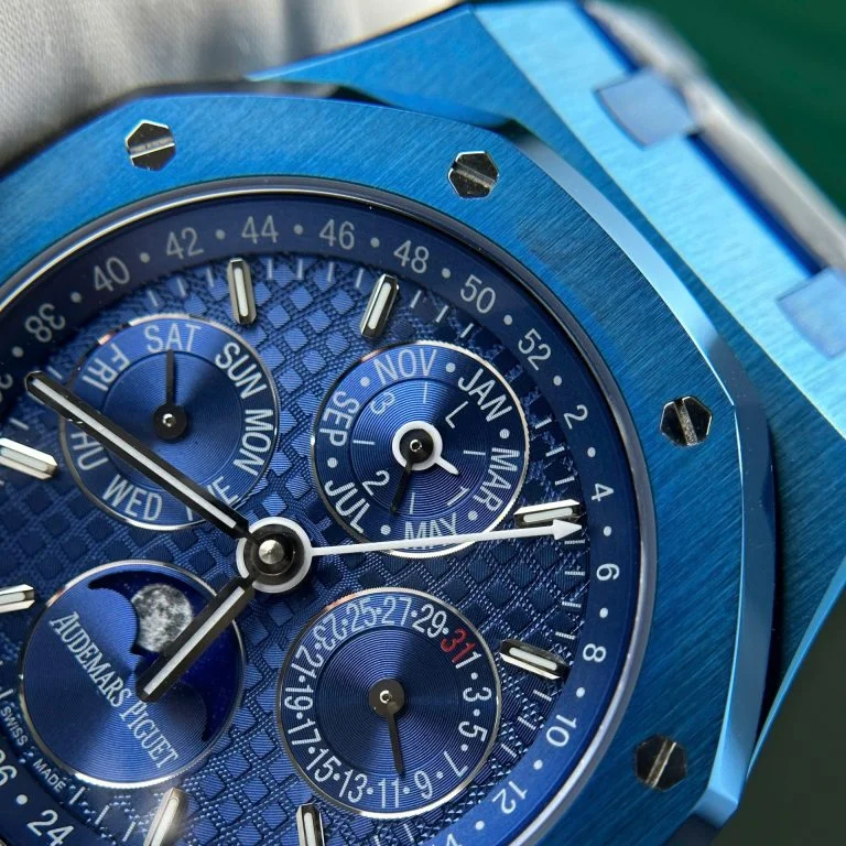 Dong-Ho-Audemars-Piguet-Royal-Oak-Perpetual-Calendar-26579CS-Replica-11-Mau-Xanh-Nha-May-BBR-41mm-8-768x768-1 Audemars Piguet Royal Oak Perpetual Calendar 26579CS Blue APS 41mm Super Clone Super Clone - Image 7