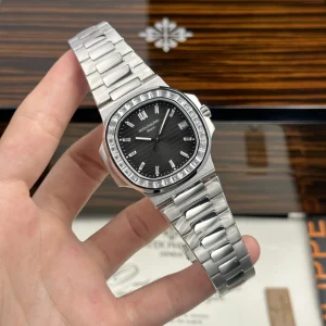Patek Philippe Nautilus 5723 Black Gray Dial Automatic Movement 40mm