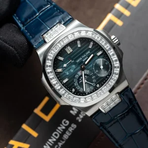 Patek Philippe Nautilus 5724G Blue GRF 40mm Super Clone