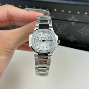 Patek Philippe Nautilus 7010 Women¡¯s White Dial 32mm Super Clone