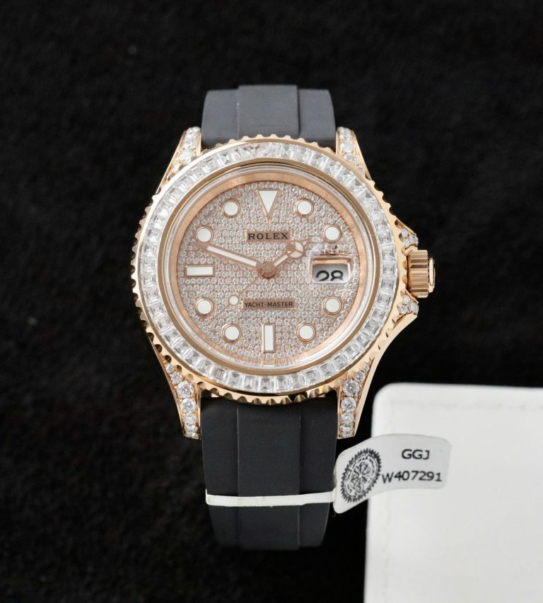 Dong-Ho-Rolex-Che-Tac-Yacht-Master-Boc-Vang-That-Dinh-Kim-Cuong-Moissanite-Hong-Kong-40mm-2-768x853-1 Rolex Yacht-Master Replica Watches Gold Wrapped + Moissanite Diamonds Hong Kong 40mm - Image 2