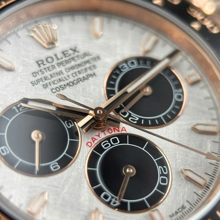 Dong-Ho-Rolex-Cosmograph-Daytona-126515-Replica-11-Mat-Thien-Thach-Trong-Luong-153-Grams-Xuong-QF-40mm-11-768x768-1 Daytona 126515 THBF 1:1 Best Edition RG/Black Dial on Oysterflex Strap SH4131 (Weighted) - Image 8