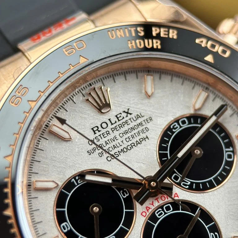 Dong-Ho-Rolex-Cosmograph-Daytona-126515-Replica-11-Mat-Thien-Thach-Trong-Luong-153-Grams-Xuong-QF-40mm-12-768x768-1 Daytona 126515 THBF 1:1 Best Edition RG/Black Dial on Oysterflex Strap SH4131 (Weighted) - Image 7