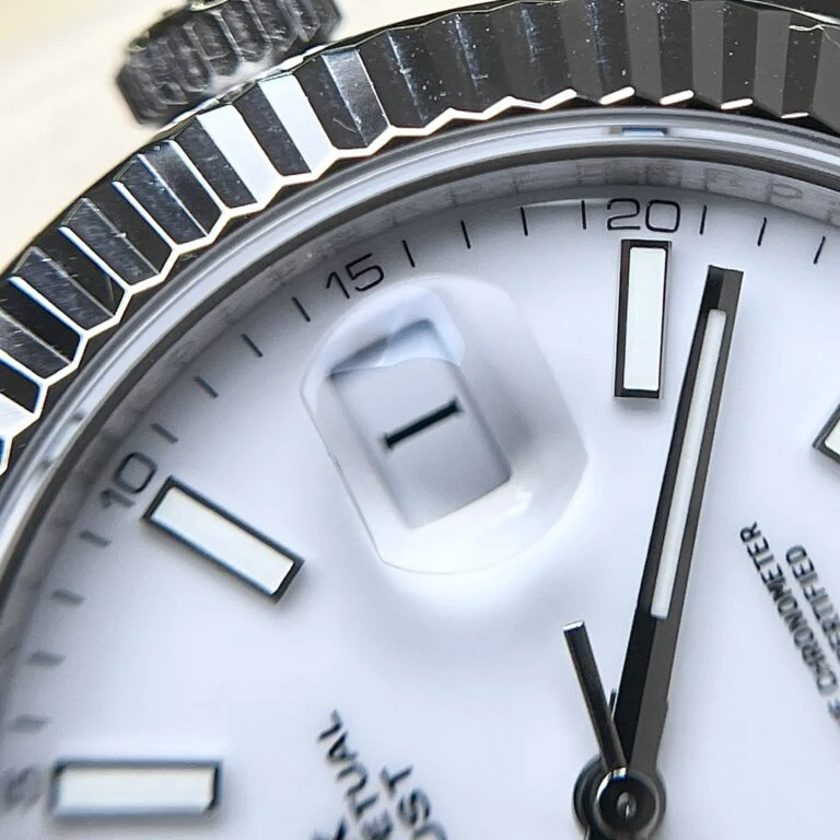 Dong-Ho-Rolex-DateJust-126334-Mat-Men-Su-Trang-Nha-May-Clean-41mm-8-768x768-1 DateJust 41 126334 QF 1:1 Best Edition 904L Steel Ice Blue Stick Dial on Jubilee Bracelet QF3235 (149g) - Image 8
