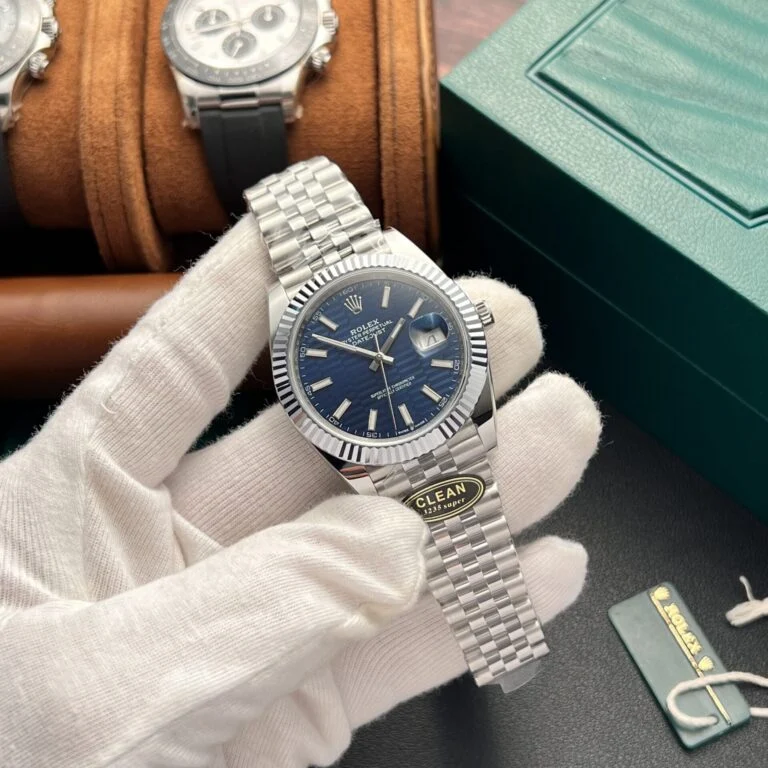 Dong-Ho-Rolex-DateJust-126334-Mat-Nep-Gap-Mau-Xanh-Duong-Clean-41mm-3-768x768-1 DateJust 41 126334 QF 1:1 Best Edition 904L Steel Blue Texuted Stick Dial on Jubilee Bracelet QF3235 (149g) - Image 3