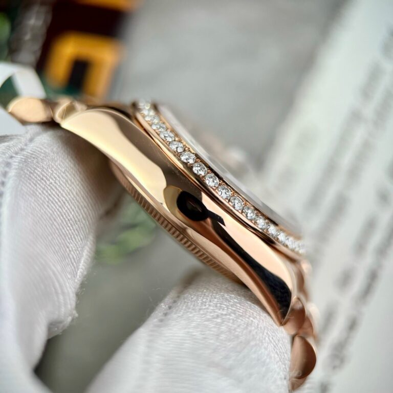 Dong-Ho-Rolex-DateJust-Boc-Vang-Dinh-Moissanite-Mat-Chocolate-31mm-9-768x768-1 Rolex DateJust Gold Wrapped Moissanite With Chocolate Dial 31mm - Image 8