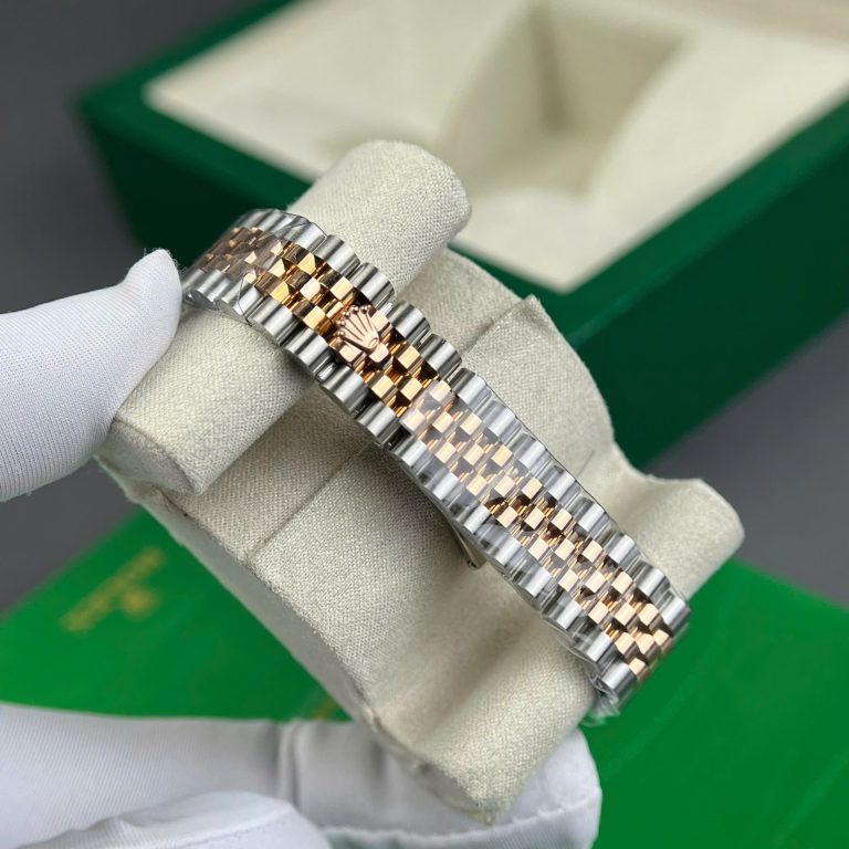 Dong-Ho-Rolex-DateJust-Che-Tac-Boc-Vang-That-Mat-MOP-Coc-So-Kim-Cuong-Thien-Nhien-GMF-31mm-10-768x768-1 Rolex DateJust 31mm Gold Wrapped with Mother Of Pearl Dial and Natural Diamond Markers ¨C GM Factory - Image 8