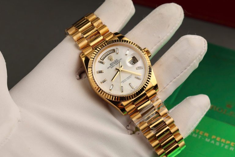 Dong-Ho-Rolex-Day-Date-Che-Tac-Boc-Vang-That-Mat-So-Kham-Xa-Cu-36mm-4-768x512-1 Rolex Day-Date 36mm Mother Of Pearl Dial Custom Gold Wrapped