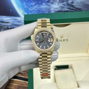 Rolex Day-Date 40mm Mother-Of-Pearl Dial with Diamonds ¨C BP Factory