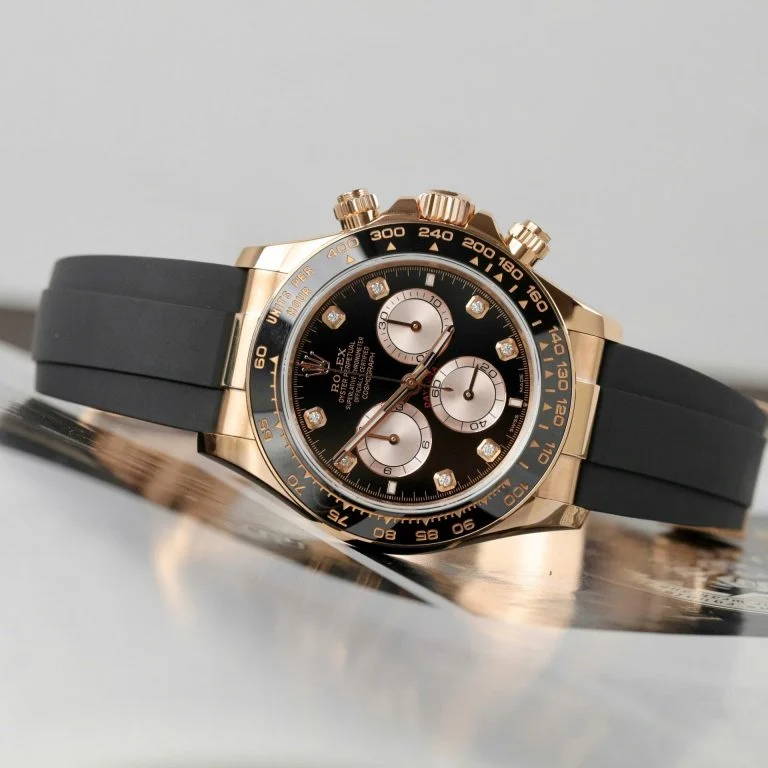 Dong-Ho-Rolex-Daytona-126515-Che-Tac-Mat-Den-Trong-Luong-163Gram-Boc-Vang-That-40mm-3-768x768-1 Daytona 126515 40mm Rose Gold with Black/Diamond Dial - Image 2