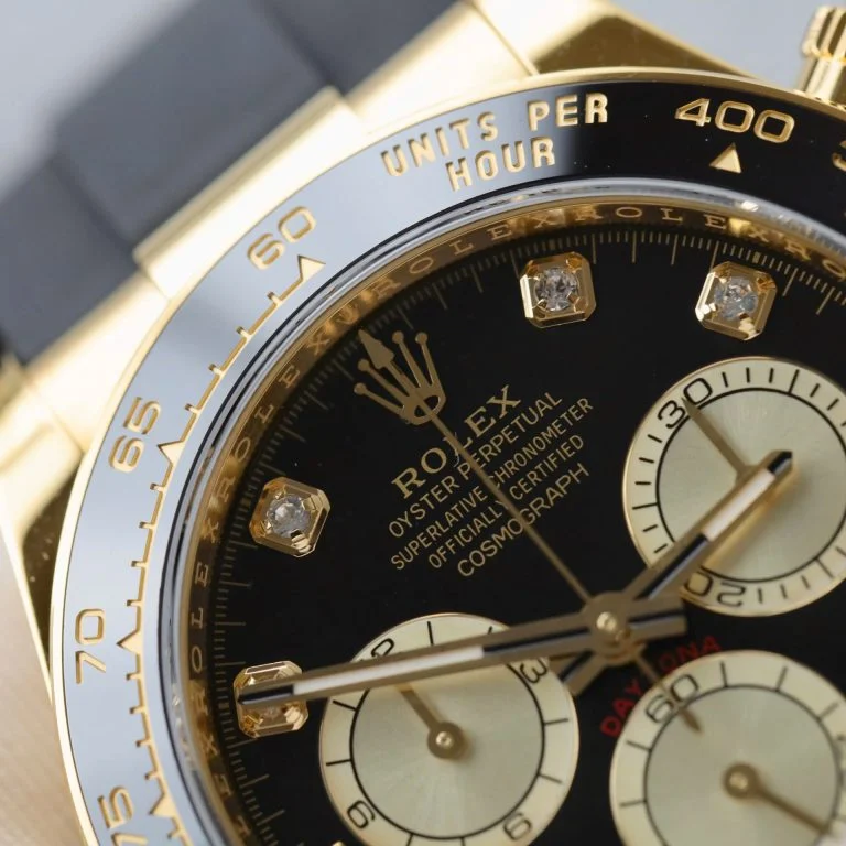 Dong-Ho-Rolex-Daytona-Che-Tac-Boc-Vang-18K-Bo-Chuyen-Dong-Calibre-4131-40mm-6-768x768-1 Daytona 126518 AVF 1:1 Best Edition Black/YG Diamonds Dial on Oysterflex Strap DD4131 (Mod) - Image 7
