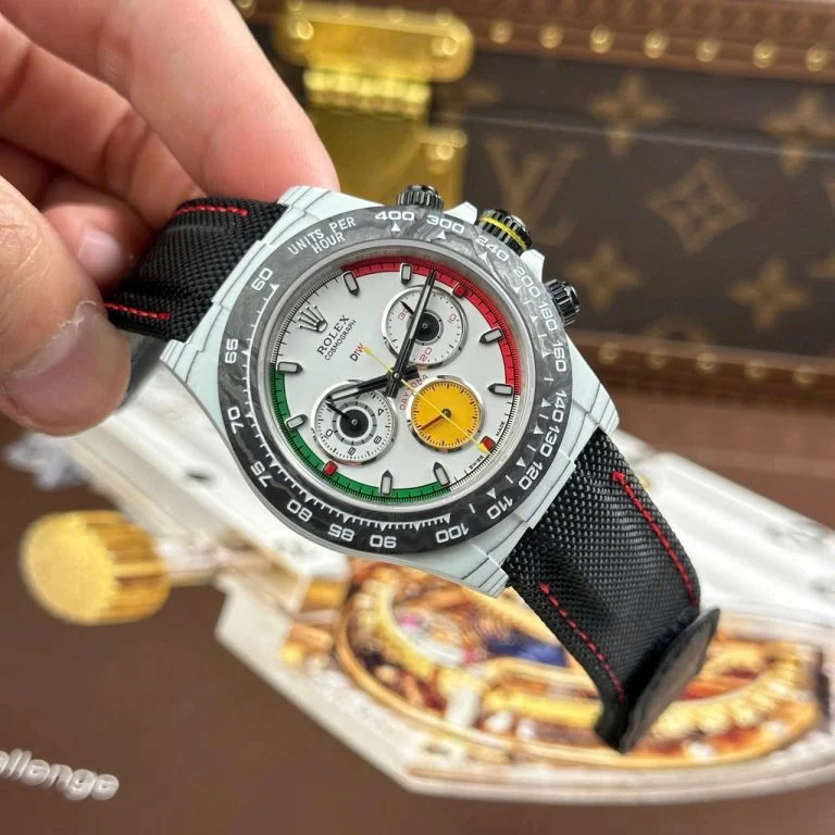 Dong-Ho-Rolex-Daytona-DiW-Ferrari-Replica-11-Vo-Carbon-Trang-Sieu-Nhe-40mm-3-768x768-1 Rolex Daytona DiW Ferrari Super Clone Watch - Image 3