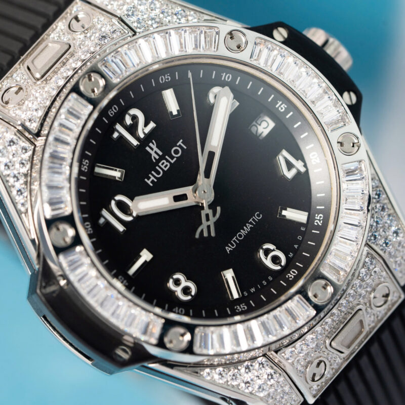 Hublot-Big-Bang-One-Click-Steel-Black-Pave-Da-CZ-2-scaled-800x800 Hublot Big Bang One Click Steel Black Pav¨¦ Baguette CZ Stone Bezel Replica 39mm - Image 3