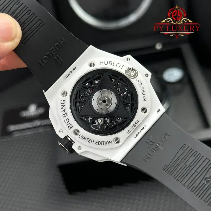 Hublot-Big-Bang-Sang-Bleu-II-White-Ceramic-Rubber-Top-Quality-Replica-12-800x800 Hublot Big Bang Sang Bleu II White Ceramic Rubber Top Quality Replica BBF 45mm - Image 12