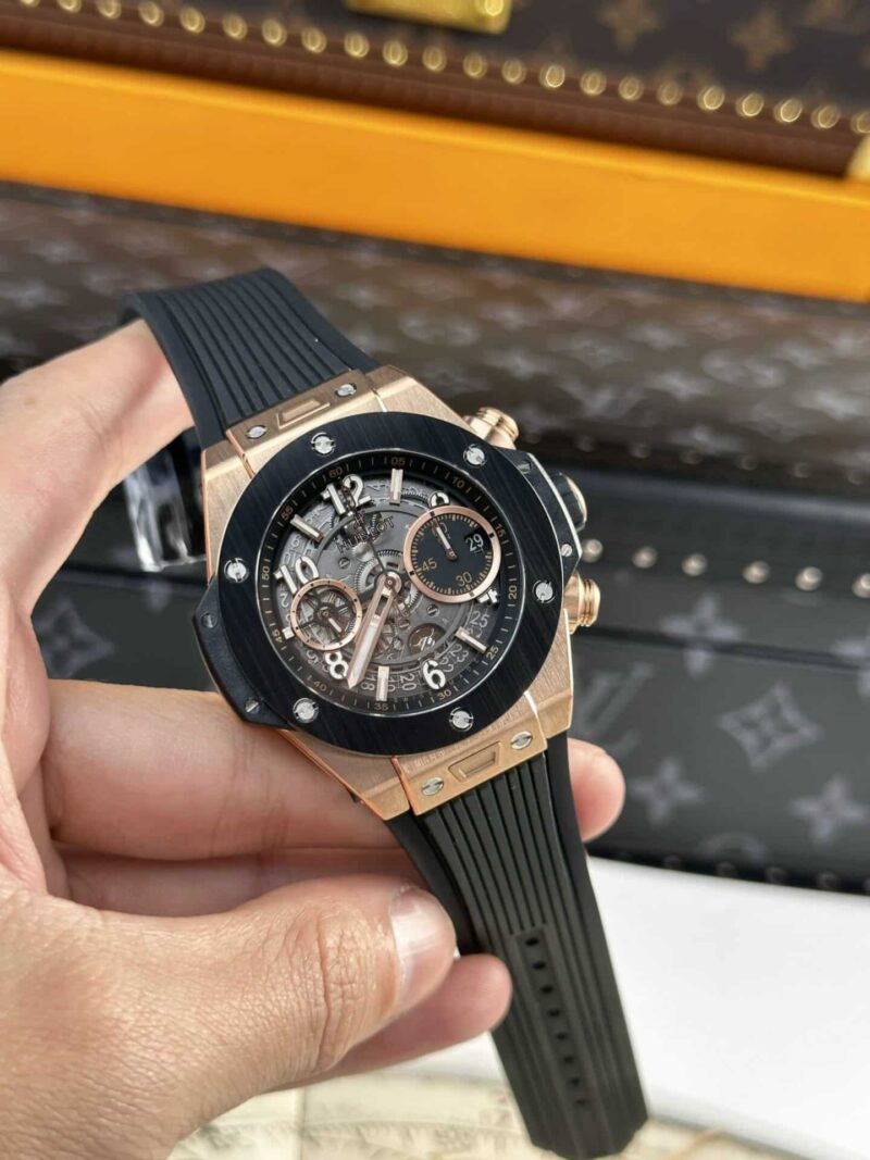 Hublot-Big-Bang-Unico-King-Gold-Black-Ceramic-42mm-3-800x1067 Hublot Big Bang Unico King Gold Black Ceramic Best Replica 42mm - Image 3
