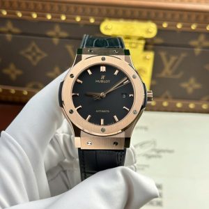 Hublot Classic Fusion King Gold Black Dial Leather Best Replica JJF 42mm