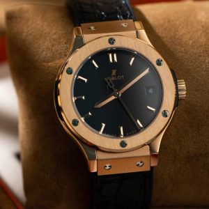 Hublot Classic Fusion King Gold Black Dial Leather Strap Lady Watch Replica 33mm