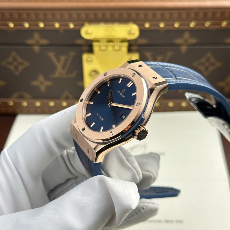 Hublot-Classic-Fusion-King-Gold-Blue-Dial-Leather-5-800x800 Hublot Classic Fusion King Gold Blue Dial Best Replica JJF 42mm - Image 5