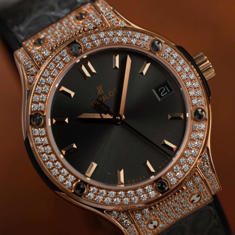 Hublot-Classic-Fusion-King-Gold-Pave-Grey-Dial-Leather-Lady-Watch-33mm-2-scaled-800x800 Hublot Classic Fusion King Gold Pav¨¦ CZ Stones Grey Dial Leather Strap Lady Watch Replica 33mm - Image 2