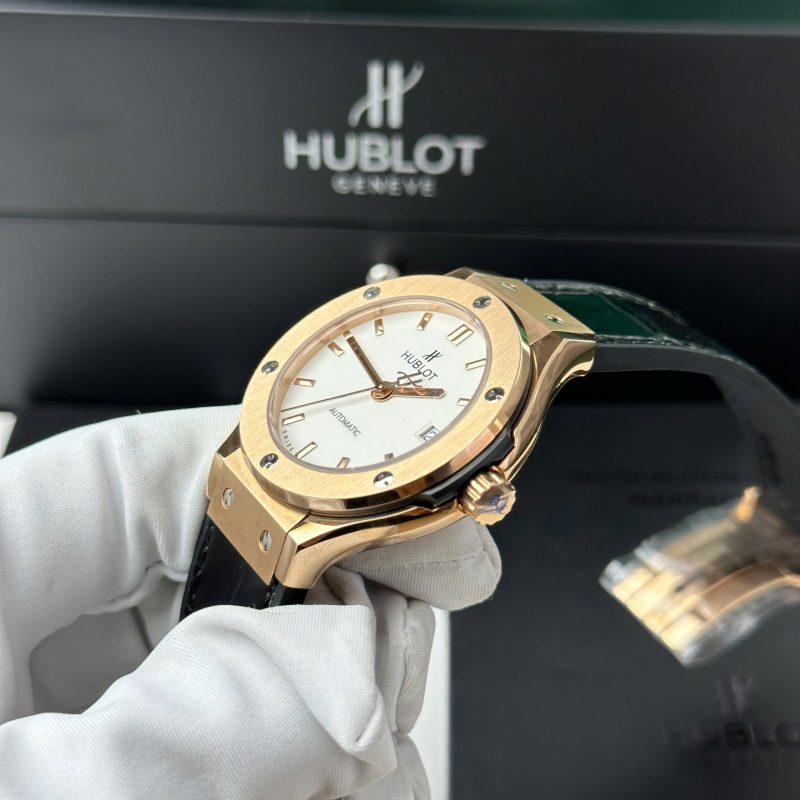 Hublot-Classic-Fusion-King-Gold-White-Dial-Leather-4-1-800x800 Hublot Classic Fusion King Gold White Dial Black Leather Strap Replica 38mm - Image 4