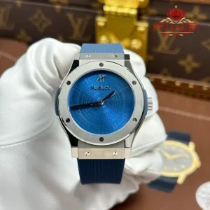 Hublot Classic Fusion Special Edition Boutique PISA 1940 Titaniun Blue Dial 1:1 Best Replica JJZ 42mm