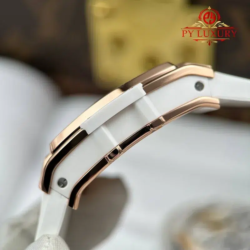 Hublot-Spirit-of-Big-Bang-King-Gold-White-Pave-Rubber-Strap-Replica-8-800x800 Hublot Spirit of Big Bang King Gold White Pav¨¦ Rubber Strap Replica 39mm - Image 9