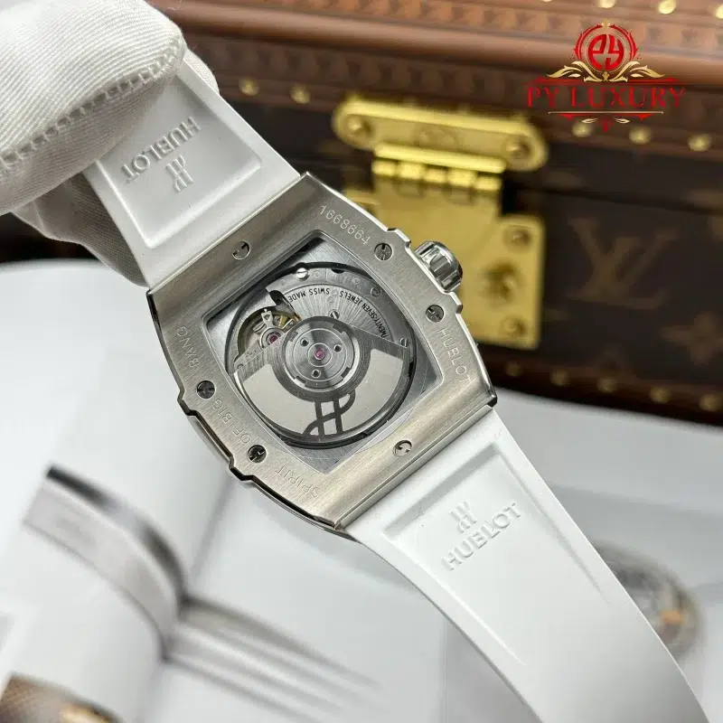 Hublot-Spirit-of-Big-Bang-Titanium-White-Pave-Replica-10-800x800 Hublot Spirit of Big Bang Titanium White Pav¨¦ Rubber Strap Replica 39mm - Image 10