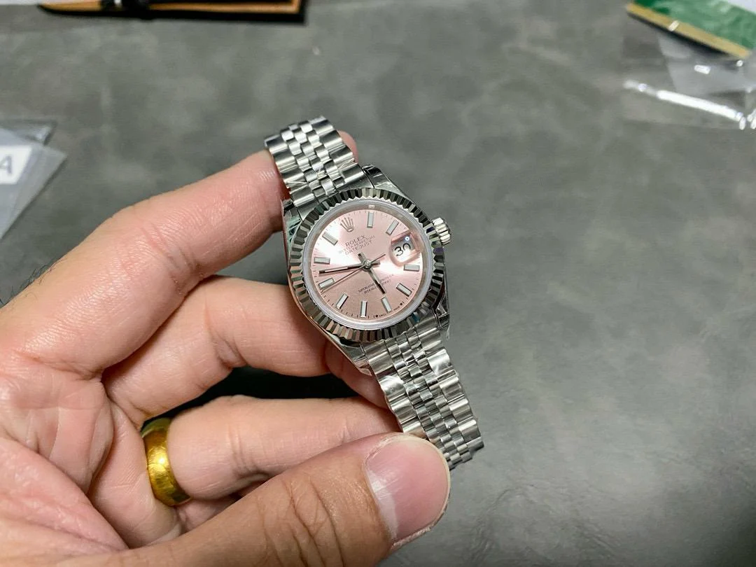 IMG-20250408-WA0159 Rolex Datejust 36 278274 Pink Index Jubilee - Image 4