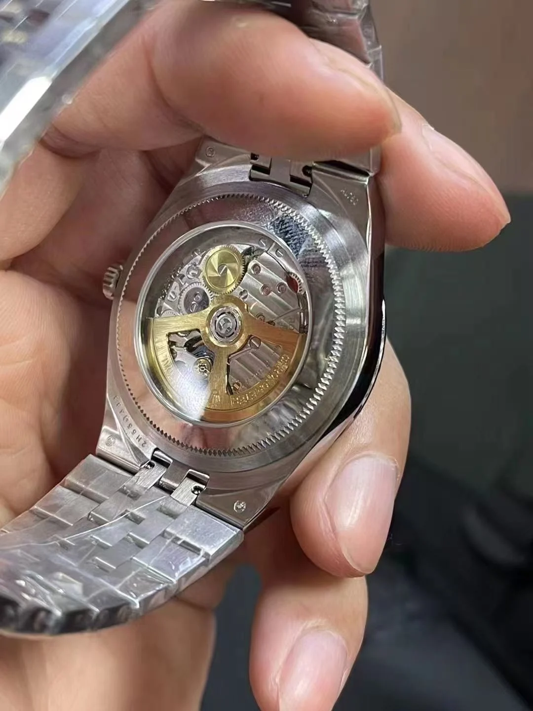 IMG-20250603-WA0124 Rolex Land-Dweller 127334 White Honeycomb Super Clone - Image 4