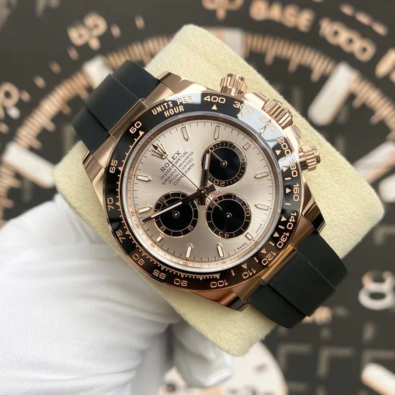 IMG_1407 Daytona 126515 40mm Rose Gold/Rubber with Rose Gold Dial - Image 3