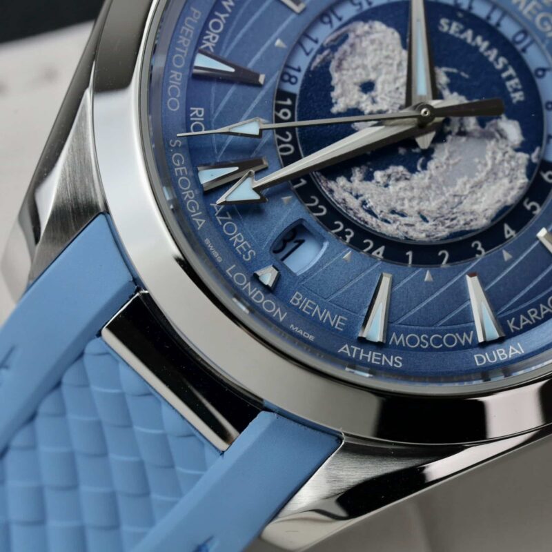 OMEGA-Seamaster-Aqua-Terra-GMT-Worldtimer-Summer-Blue-Dial-4-800x800 Omega Aqua Terra GMT Worldtimer Summer Blue Rubber Strap Best Replica VSF 43mm - Image 4