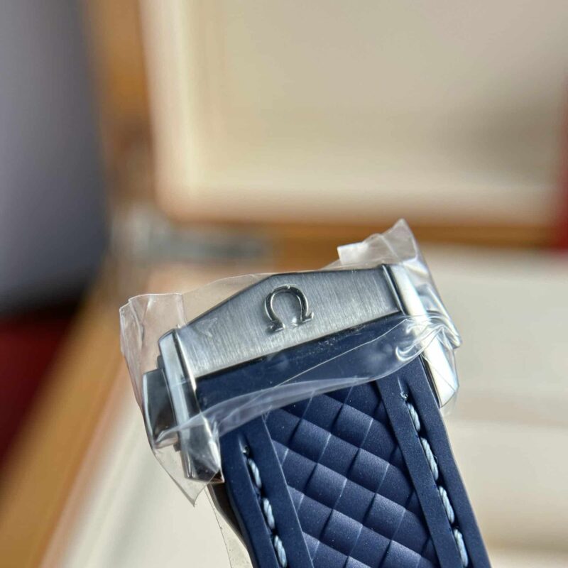 Omega-Aqua-Terra-Worldtimer-GMT-Blue-Dial-Rubber-Strap-11-800x800 Omega Aqua Terra Worldtimer GMT Blue Dial Rubber Strap Best Replica 43mm - Image 11
