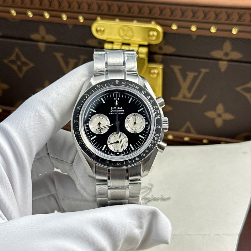 Omega-Moonwatch-Speedmaster-Speedy-Tuesday-Limited-Edition-Steel-1-800x800 Omega Moonwatch Speedmaster Speedy Tuesday Steel Limited Edition Black & White Dial Replica 42mm