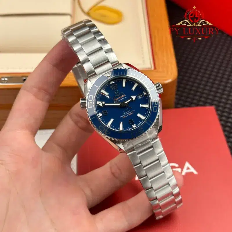 Omega-Planet-Ocean-600m-215.30.40.20.03.001-Steel-Blue-Dial-Best-Replica-VSF-2-800x800 Omega Seamaster Planet Ocean 600m 215.30.40.20.03.001 Steel Blue Dial 1:1 Best Replica VSF 39.5mm - Image 2