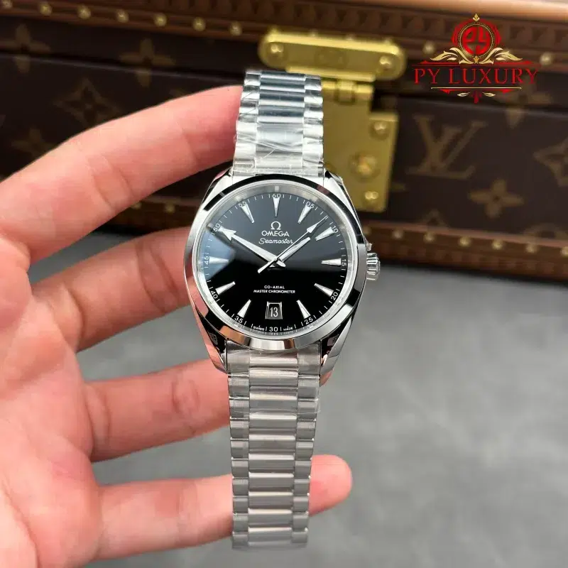 Omega-Seamaster-Aqua-Terra-150M-220.10.38.20.01.004-Black-Dial-Best-Replica-1-800x800 Omega Seamaster Aqua Terra 150M 220.10.38.20.01.004 Black Dial 1:1 Best Replica 38mm
