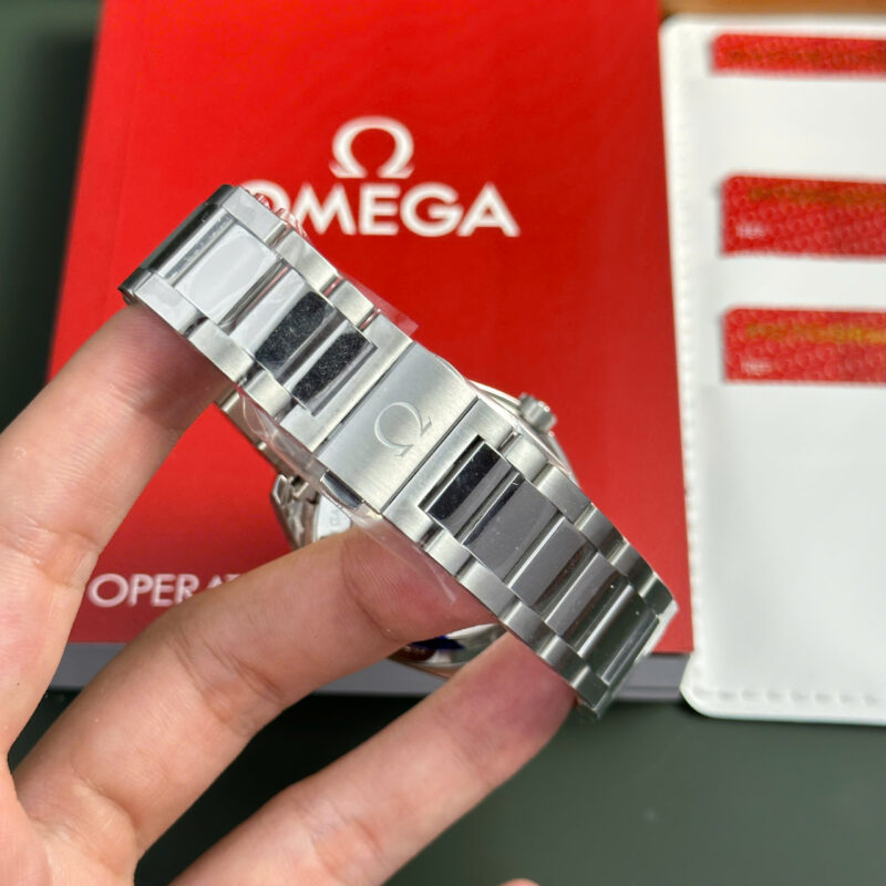 Omega-Seamaster-Aqua-Terra-150M-231.10.42.21.02.004-White-Dial-9-800x800 Omega Seamaster Aqua Terra 231.10.42.21.02.004 White Dial 1:1 Best Replica VSF 41.5mm - Image 9