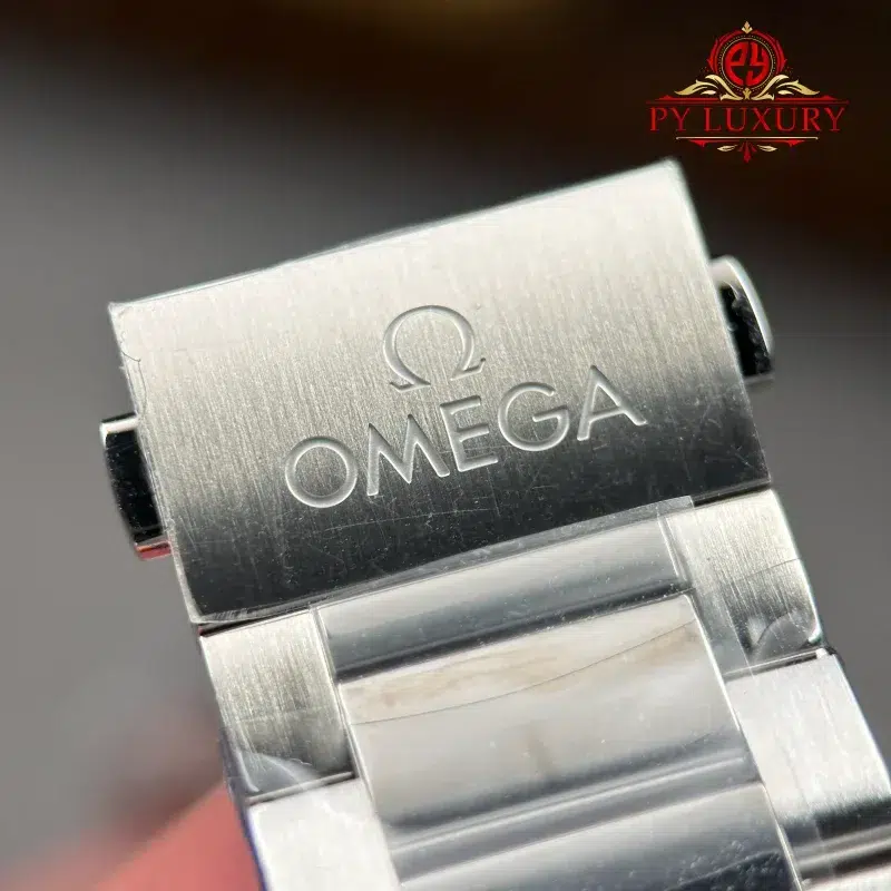 Omega-Seamaster-Aqua-Terra-Worldtimer-Blue-Dial-Steel-Bracelet-Best-Edition-11-800x800 Omega Seamaster Aqua Terra Worldtimer Blue Dial Steel Bracelet Best Edition 43mm - Image 11