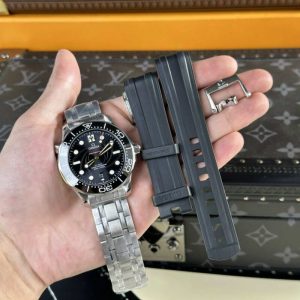 Omega Seamaster Diver 300M James Bond Limited Edition Black Dial Best Replica 42mm