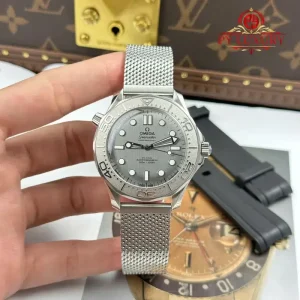 Omega Seamaster Diver 300M Steel No-Date Grey Dial 1:1 Best Replica VSF 42mm