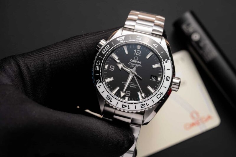 Omega-Seamaster-Planet-Ocean-600M-GMT-Black-Dial-2-800x533 Omega Seamaster Planet Ocean 600M GMT Black Dial Super Clone 43.5mm - Image 2